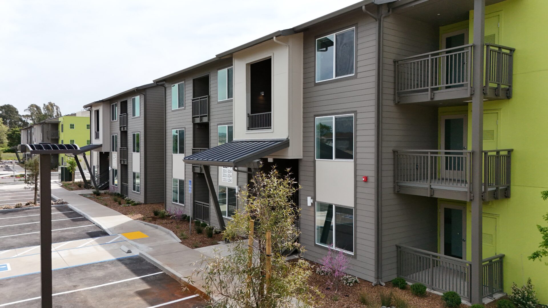 Stony Point Flats photo 3